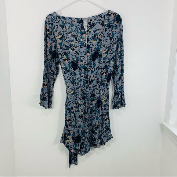 Free People All The Right Ruffles Blue Rain Faux Wrap Romper Small - Picture 11 of 12
